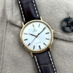 Omega De Ville 18K Gold 1960, a cuerda.