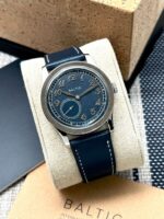Baltic MR01 Blue, automático