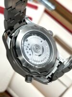 Omega Seamaster Diver 300M 'Grey Dial' Co-Axial Master Chronometer, automático. - Imagen 5