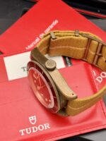 Tudor Heritage Black Bay Bronze 43 mm Full Set, automático. - Imagen 4