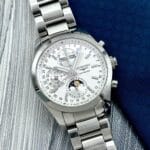 Longines Conquest Classic Chrono Moonphase 42 mm, automático.