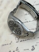 Rolex Oyster Perpetual 39 mm Black Dial 114300, automático. - Imagen 3