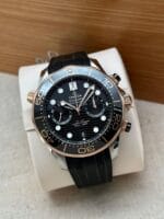 Omega Seamaster Diver 300M 44 mm Chronograph Master Chronometer Sedna Gold and Steel, automático.