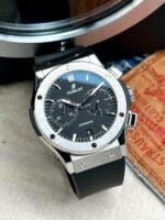 Hublot Classic Fusion Chronograph 42 mm 541.NX.1171, automático.