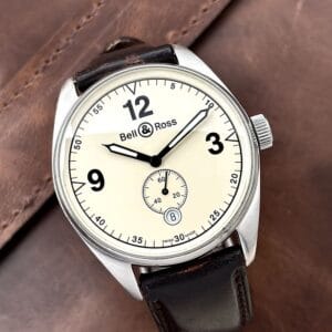 Bell & Ross Vintage 123 "Egg Shell" Sub-Second 38 mm 100M, automático.