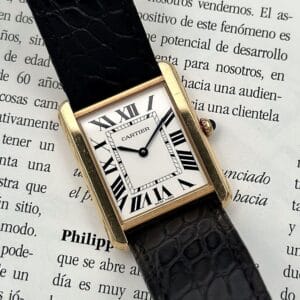 Cartier Tank Solo Large 18K Rose Gold W5200025, de cuarzo.