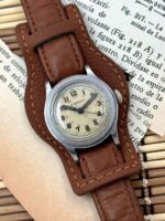 Longines Military 4776 "Tre Tacche" 1942, a cuerda.