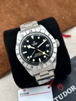 Tudor Black Bay Pro GMT 39 mm M79470-0001 FULL SET, automático.