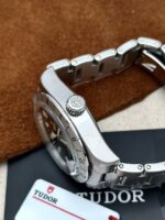 Tudor Black Bay Pro GMT 39 mm M79470-0001 FULL SET, automático. - Imagen 3