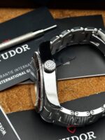 Tudor Black Bay Heritage 41 mm Red Bezel 79230R 2020 FULL SET, automático. - Imagen 3