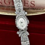 Longines Cocktail Watch White Gold & Factory Diamonds 1966, a cuerda.