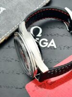 Omega Speedmaster "Panda" Limited Edition 39.7 mm CK 2998 FULL SET, a cuerda. - Imagen 4