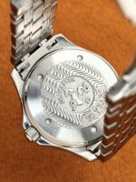 Omega Seamaster "50 YEARS" 41 mm Diver 300M GMT 1998, automático. - Imagen 6