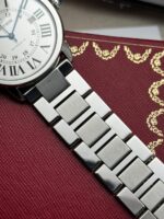 Cartier Ronde Solo XL Automatic White Dial 42 mm W6701011, automático. - Imagen 6