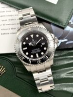 Rolex Sea-Dweller Deepsea Black Dial 44 mm 116660 FULL SET, automático.