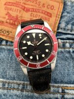 Tudor Heritage Black Bay 41 mm Red Bezel First Edition 79220, automático.