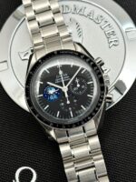 Omega Speedmaster Moonwatch Silver Snoopy Award "First Edition" Apollo 13 Limited Edition, a cuerda.