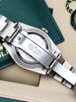 Rolex Oyster Perpetual Med Blue Dial 41 mm 2026 134300 FULL SET, automático. - Imagen 5
