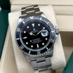 Rolex Submariner Date 40 mm 16610, automático.