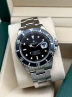 Rolex Submariner Date 40 mm 16610, automático.
