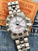 Tudor Hydronaut II 200M White Dial 40 mm 20040, automático.