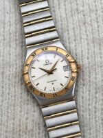 Omega Constellation Manhattan 34 mm Two Tone Full Bar, de cuarzo.