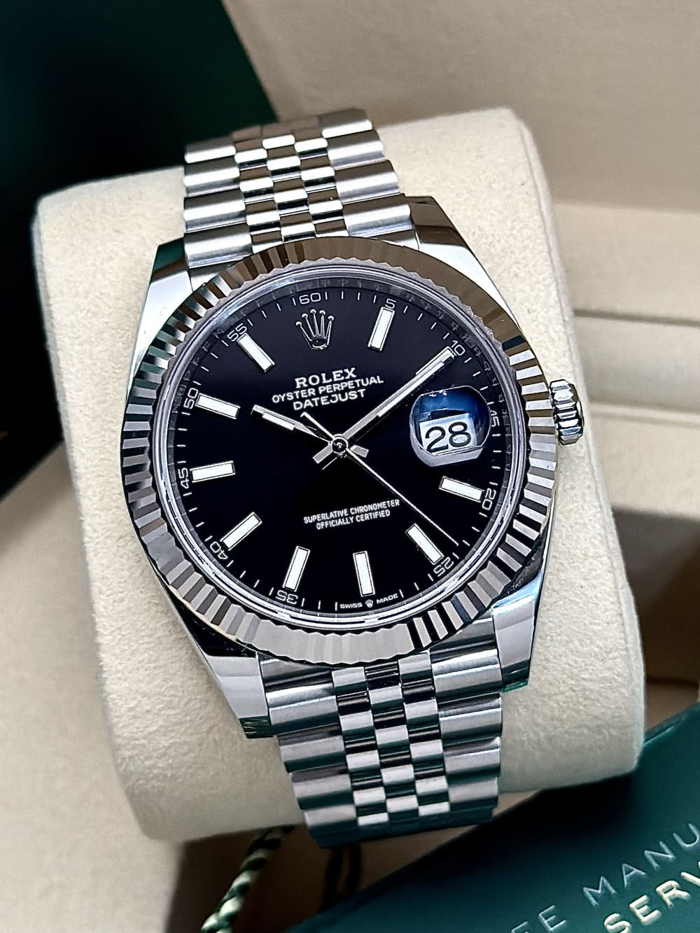 IMG_5193 Rolex Datejust 41 Black Dial Jubilee 126334 FULL SET 2026, automático. - Imagen 1