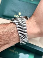 Rolex Datejust 41 Black Dial Jubilee 126334 FULL SET 2026, automático. - Imagen 9