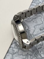 Oris Aquis Date 300M Aegean Blue MOP 36.5 mm, automático. - Imagen 4