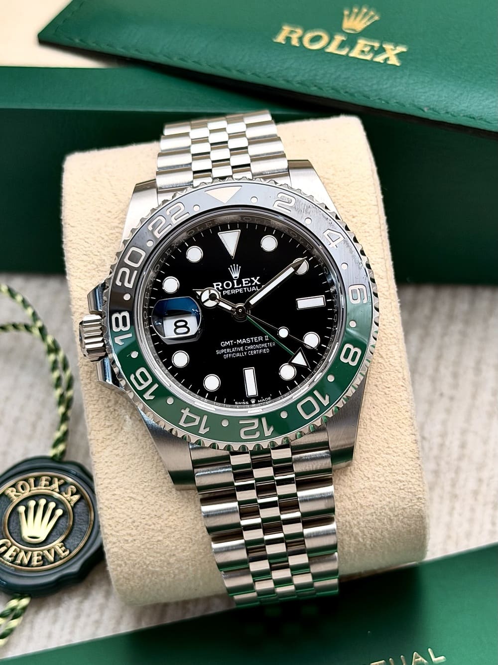 IMG_7455 Rolex GMT-Master II "Sprite" Black Dial 40 mm 126720VTNR FULL SET 2025, automático. - Imagen 1