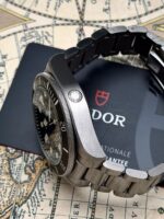 Tudor Pelagos LHD 42 mm 25610TNL FULL SET, automático. - Imagen 3