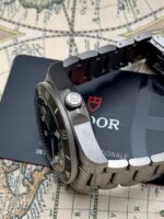 Tudor Pelagos LHD 42 mm 25610TNL FULL SET, automático. - Imagen 4