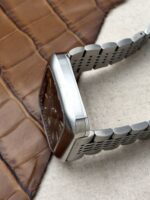 Gucci Coupé Grande Date Black Dial 40 mm YA131305, de cuarzo. - Imagen 4