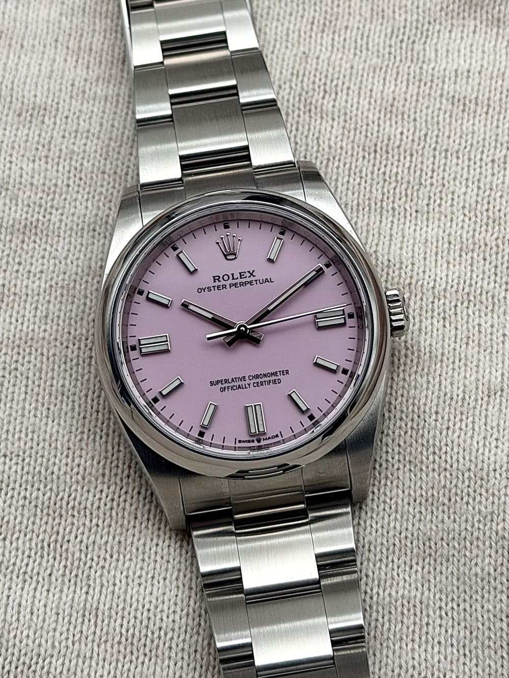 IMG_0841 Rolex Oyster Perpetual Candy Pink Dial 36 mm 126000, automático. - Imagen 1