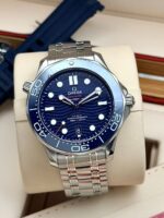 Omega Seamaster Diver 300M 42 mm Co-Axial Master Chronometer Blue Dial FULL SET, automático.