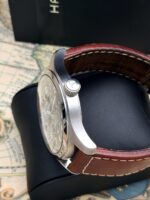 Hamilton Khaki Field Black Dial 42 mm H705450, automático. - Imagen 3