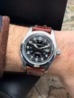 Hamilton Khaki Field Black Dial 42 mm H705450, automático. - Imagen 2