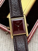 Cartier Tank Vermeil "Burgundy" LM Large Manual 23 x 30 mm, a cuerda.