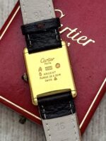 Cartier Tank Vermeil "Burgundy" LM Large Manual 23 x 30 mm, a cuerda. - Imagen 5