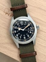Hamilton Khaki Field Mechanical 42 mm H695290, a cuerda.