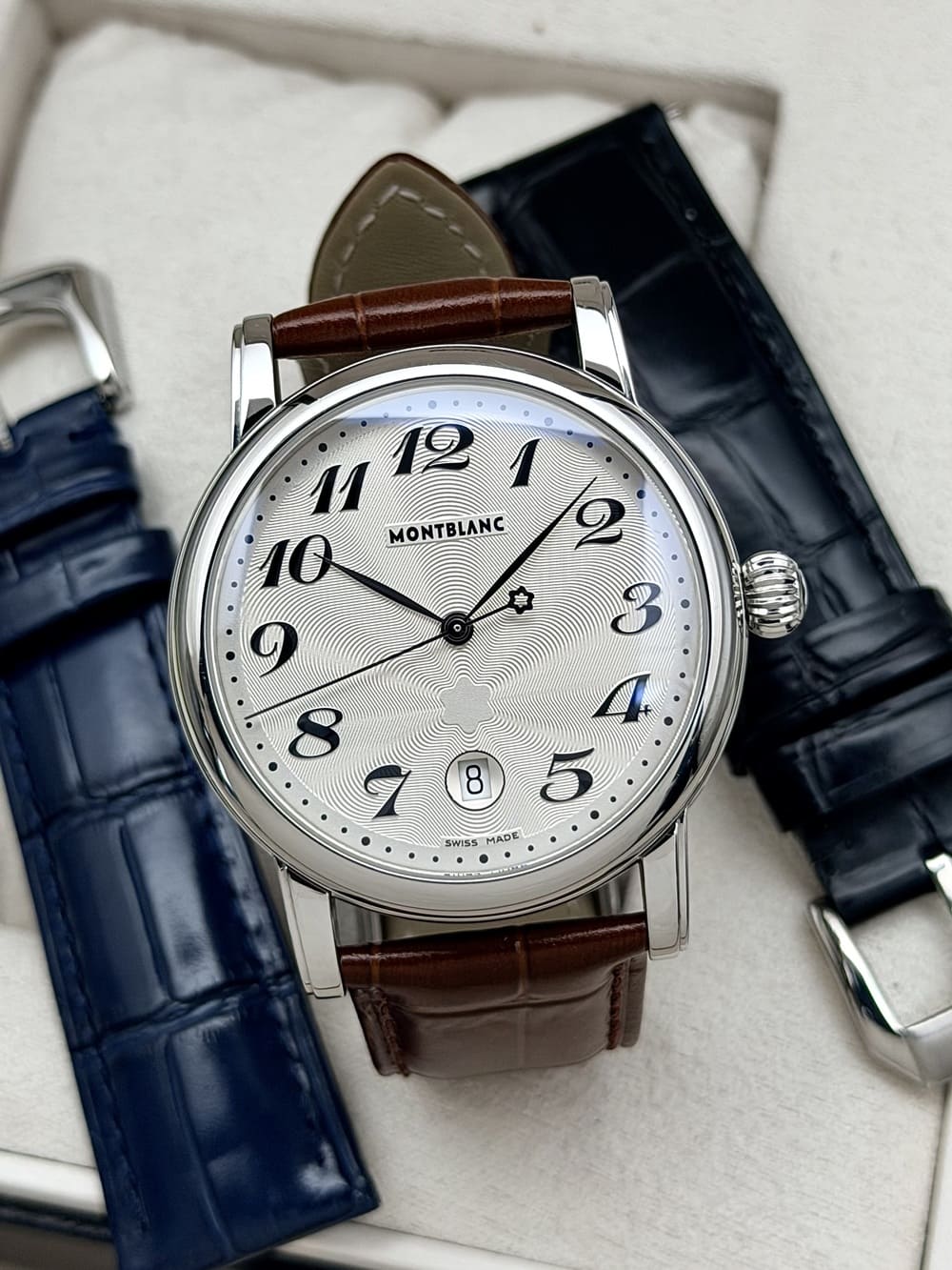 IMG_9889 Montblanc Meisterstück Star Silver Dial 39 mm 7072, de cuarzo. - Imagen 1