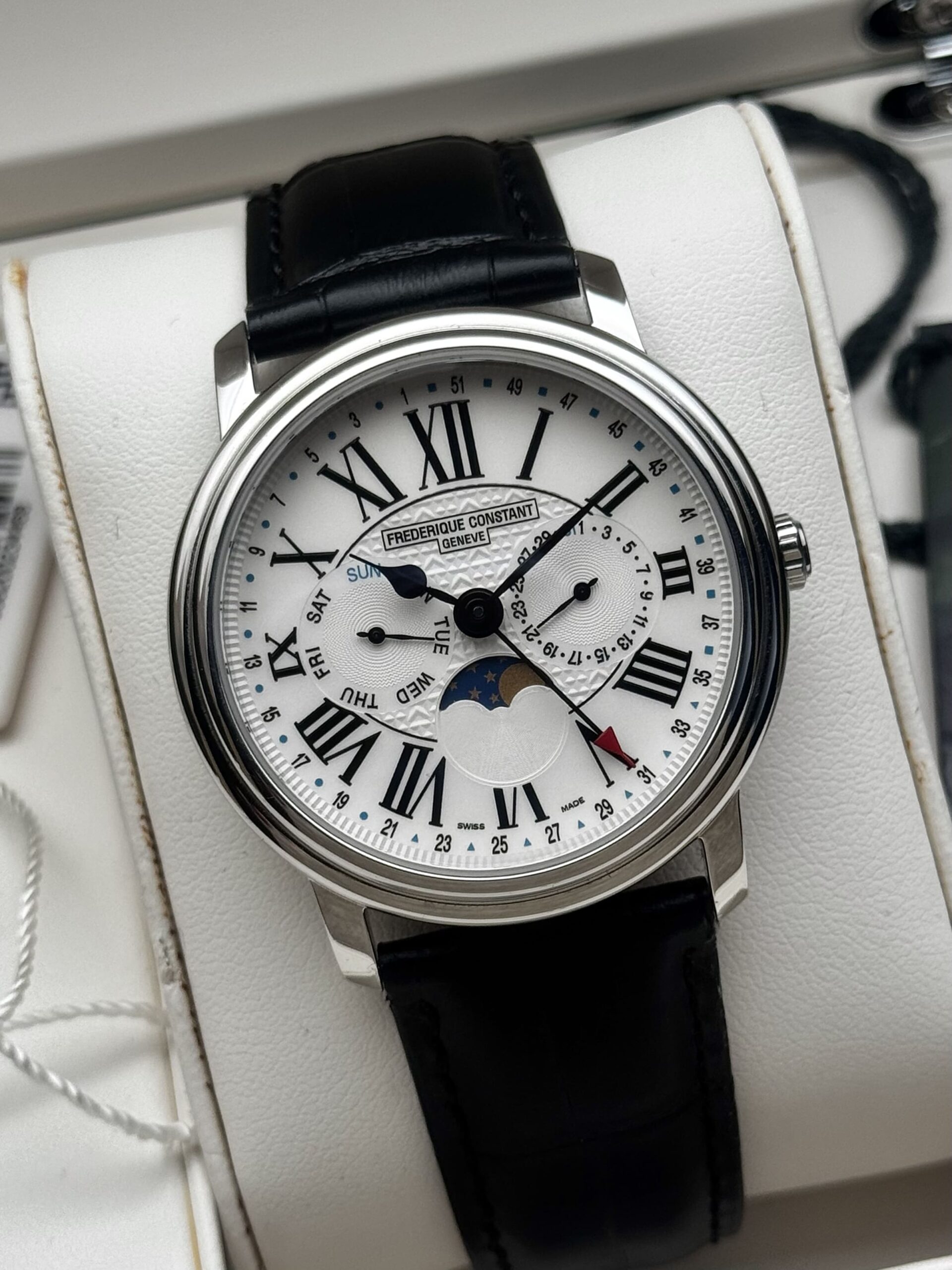 tempImagedPFJiK Frederique Constant Classics Business Timer Moonphase White Dial 40 mm FULL SET, de cuarzo. - Imagen 1