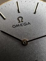 Omega De Ville Silver Sparkle Dial 32 mm 111.098 18K Solid Gold 1970, a cuerda - Imagen 4