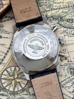 Breitling Navitimer Chronograph 18K Gold Bezel "Reverse Panda" 42 mm D23322, automático. - Imagen 5