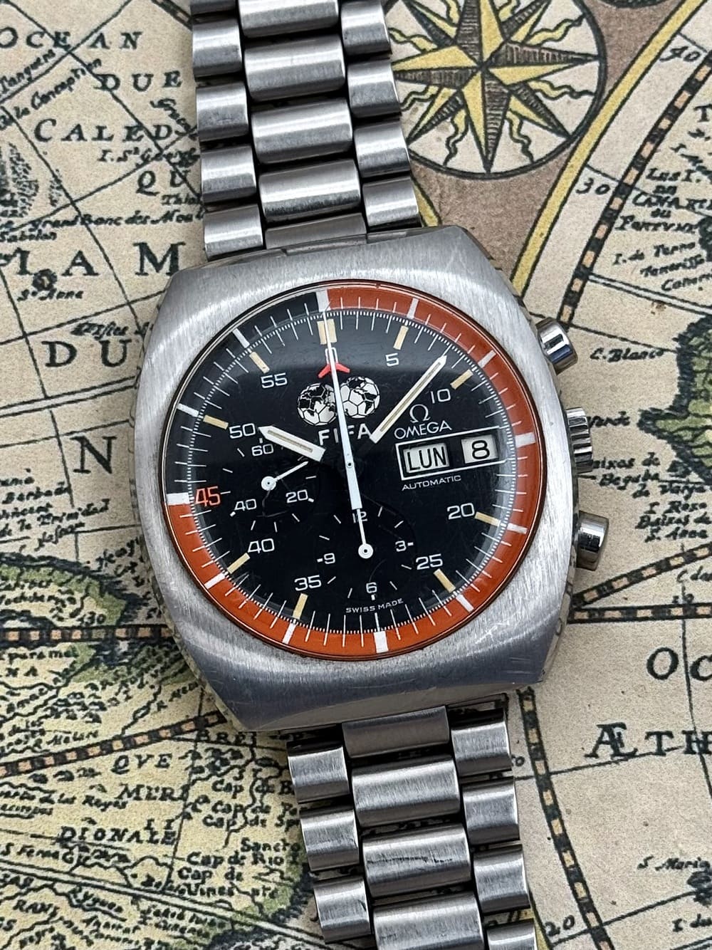 IMG_1104 RARO Omega FIFA Chronograph Referee's Watch 1979 40 mm ST 11003-2, automático. - Imagen 1