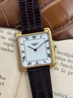 Longines Square White Roman Dial 29 mm Mechanical 4255, a cuerda.
