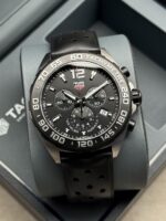 TAG Heuer Formula 1 Chronograph 43 mm CAZ1010, de cuarzo.