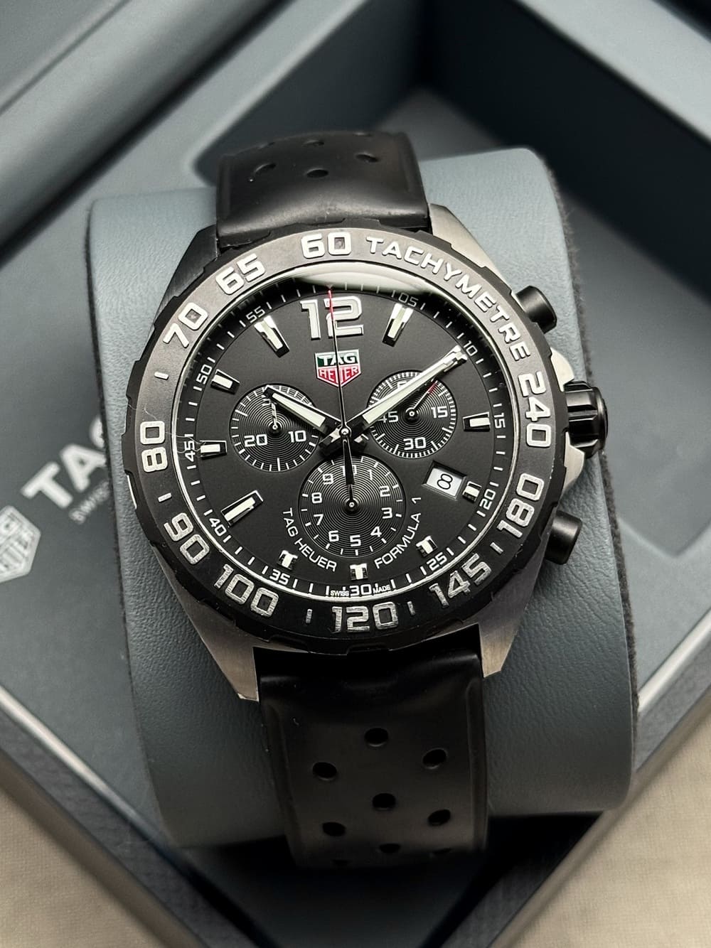 IMG_1655 TAG Heuer Formula 1 Chronograph 43 mm CAZ1010, de cuarzo. - Imagen 1
