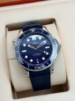 Omega Seamaster Diver 300M 42 mm Co-Axial Master Chronometer Blue Dial 2021 FULL SET, automático. - Imagen 9
