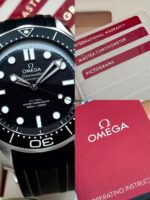 Omega Seamaster Diver 300M Co-Axial Master Chronometer No-Date 42 mm FULL SET 2024, automático. - Imagen 9